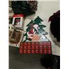 Image 8 : 2 BOXES OF CHRISTMAS DECOR