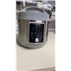 Image 2 : INSTANT POT DUO PLUS 9 IN 1 MULTICOOKER 8QT TESTED AND WORKING - RETAIL $209