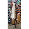 Image 7 : MY PATIO 3M DELUXE OFFSET BANANA UMBRELLA - RETAIL $699