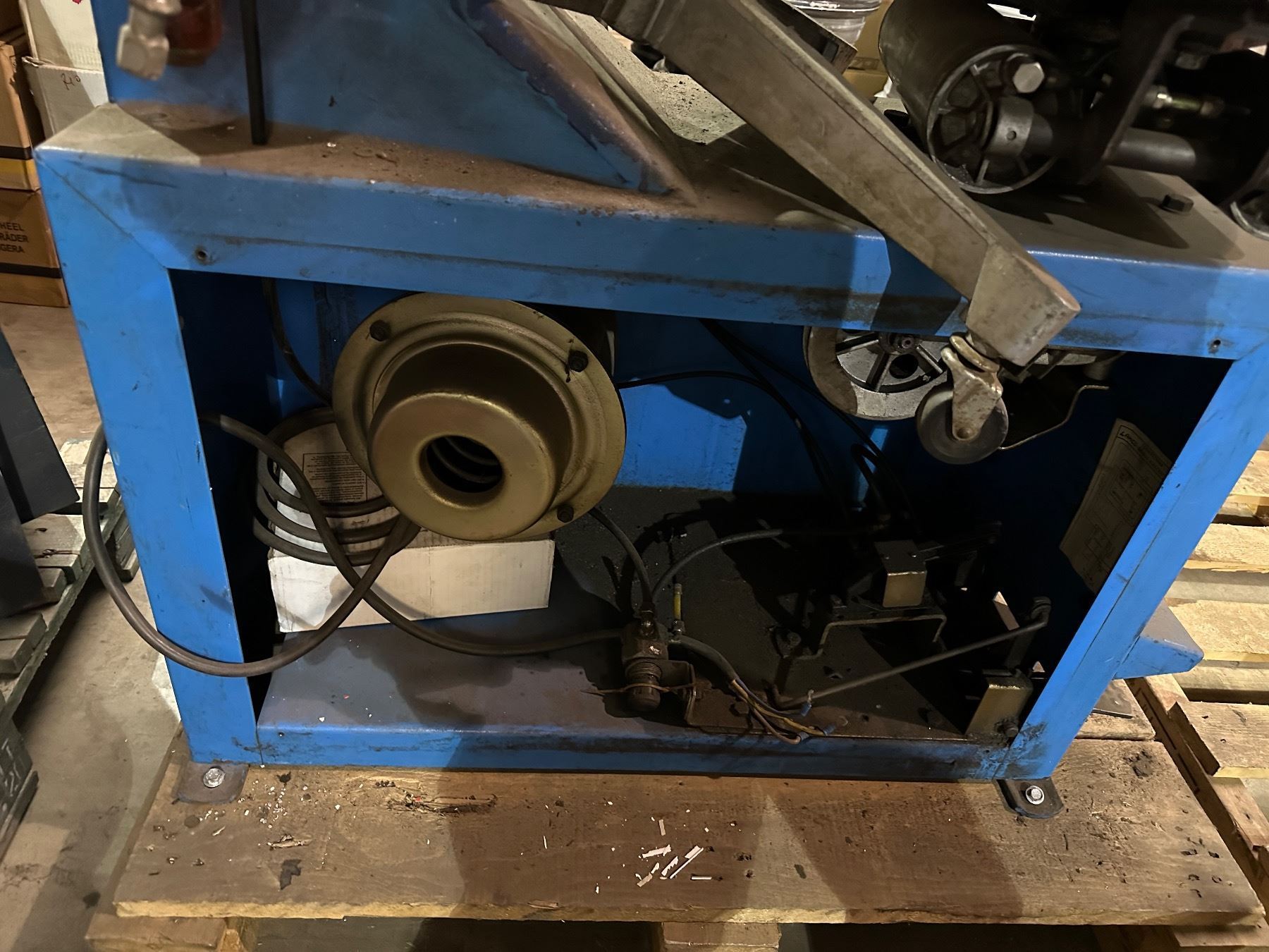 Hofmann Monty 125 Tire Changing Machine (110v / 12a) / Made in Germany