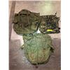 Image 1 : Group of 3 assorted US military heavy-duty field bags