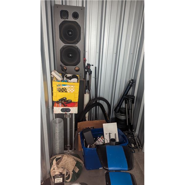 Contents of locker C142 5x10 unit Penticton Self Storage 380 Industrial Ave East Pick up