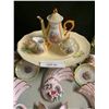 Image 2 : Vintage Pink Swan Wall Décor, Japanese Tea Set, Hummingbird Vase, Green Clay Platter