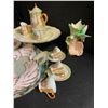 Image 3 : Vintage Pink Swan Wall Décor, Japanese Tea Set, Hummingbird Vase, Green Clay Platter