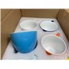 Image 3 : Lot of 1 Box of Porcelain Colorful Tea Cups with Saucers - 6PCS/Colours