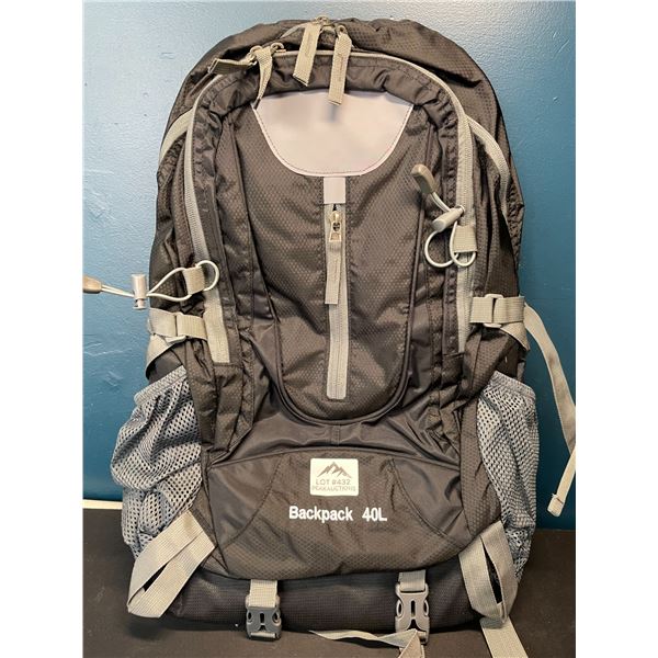 Lot of 1 40L Outdoor/Mountaineer Backpack for Hiking, Travelling, etc.