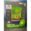 Image 1 : Lot of 1 Dan&Darci Light-Up Terrarium Kit