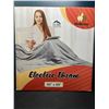 Image 1 : Lot of 1 Mia and Coco 50x60" Heated Throw Blanket