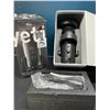 Image 1 : Lot of 1 Yeti Blackout Ultimate USB Microphone for Professional Recording