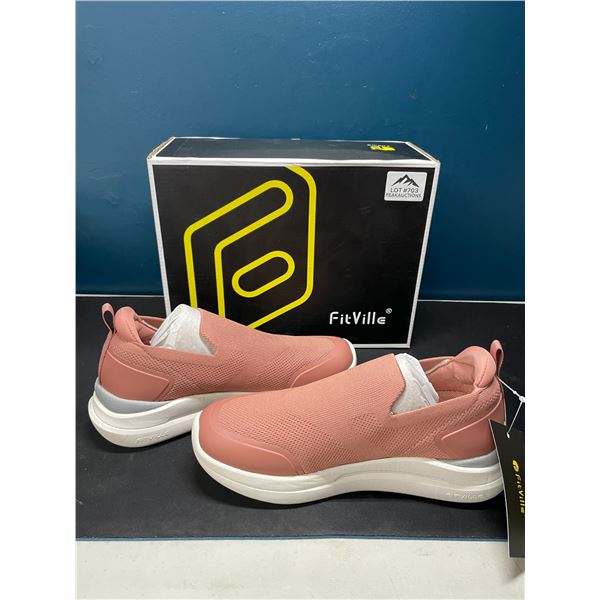 Lot of 1 Pair of FitVille BriskWalk Slip-On Shoes; Wide Width for Flat Feet - Size 6.5W