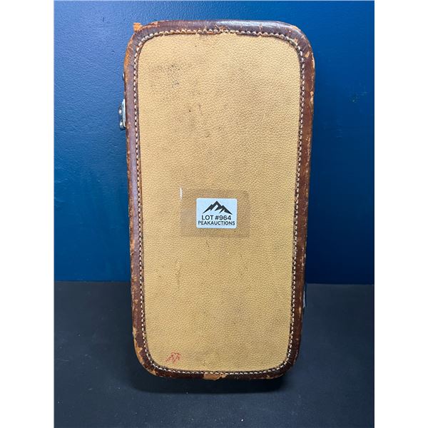 Lot of 1 Clarinet with Box - USED