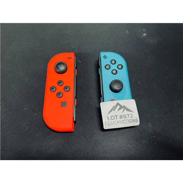 Lot of 1 Original Authentic Nintendo Switch JoyCons Red and Blue - USED