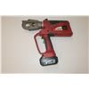 Image 1 : SERTISSEUSE À TÊTE VERROUILLABLE 6 TONNES BURNDY PAT600-LI (VAL $3000+)