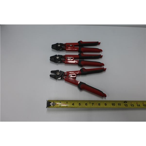 LOT: 3 OUTILS DE SERTISSAGE DE CÂBLE MÉTALLIQUE JUSQU'À 2,2 MM