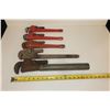 Image 1 : LOT DE 5 CLÉS À TUYAUX ASST