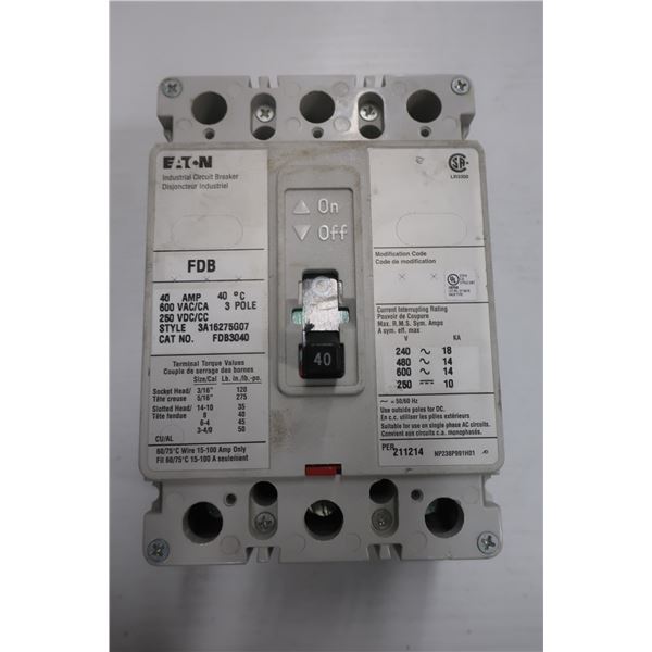 DISJONCTEUR EATON FDB 40a, 3 PÔLES