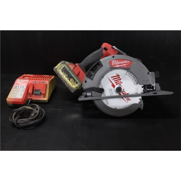 (G14) SCIE CIRCULAIRE DE 7-1/4" MILWAUKEE 2732-20