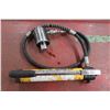 Image 1 : CYLINDRE HYDRAULIQUE AVEC JACK