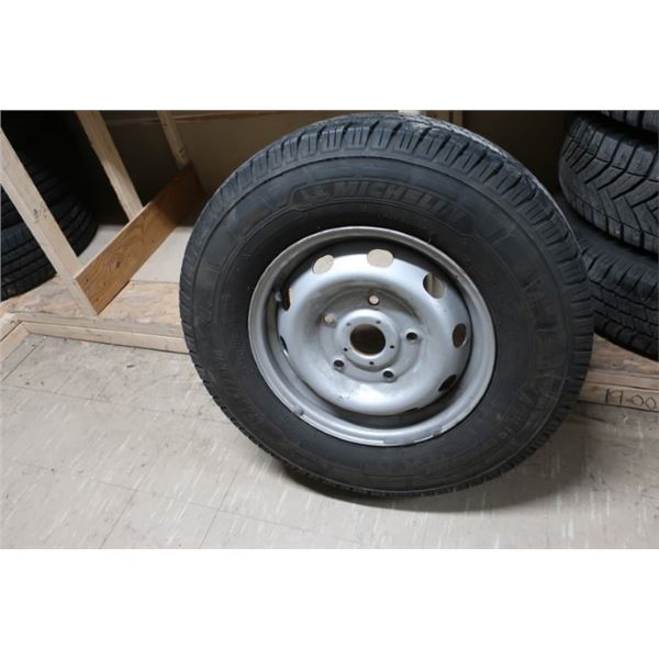 PNEU AVEC JANTES MICHELIN AGILUS CROSSCLIMATE 225/75 R16C