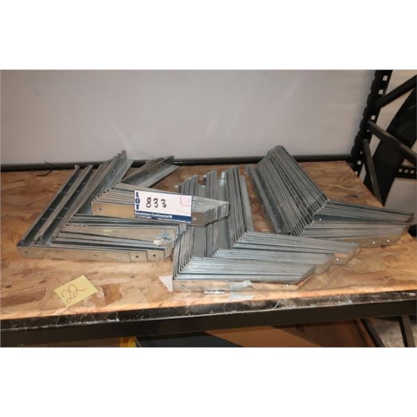 LOT DE 67 SUPPORTS EN MÉTAL GALV. 18"x12"