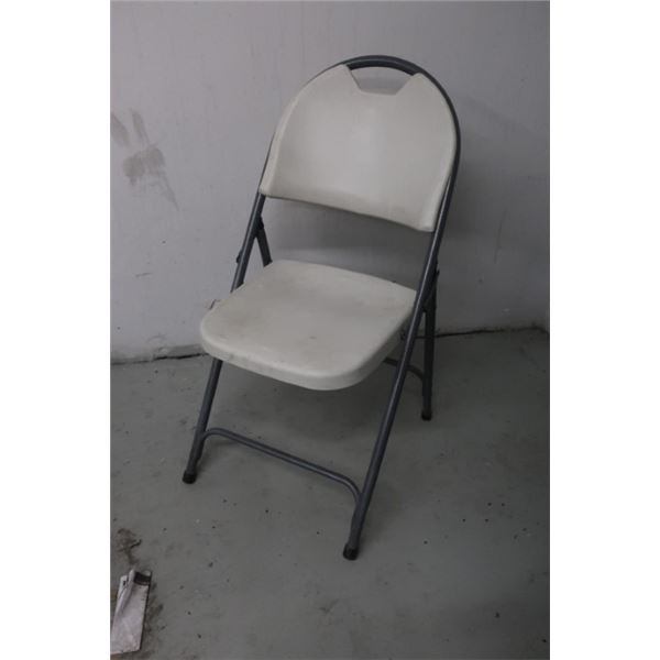 CHAISE PLIABLES GRIS PÂLE