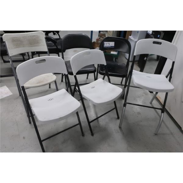 LOT DE  6 CHAISES PLIABLES NOIR TEL-QUEL