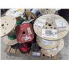 Image 1 : LOT: 24 BOBINES DE FILS ASST