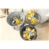 Image 1 : LOT DE 13 STRING LIGHTS ASST (AVEC 3 BACS DE VIDANGES)