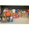 Image 7 : LOT DE QUINCAILLERIE ASST