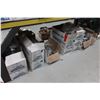 Image 1 : LOT: BOÎTES ÉLECTRIQUES ASST
