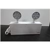 Image 1 : LUMIÈRE D'URGENCE DEL AVEC BATT STANPRO SLA06036-2N5LJ