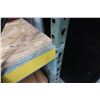 Image 3 : SECTION DE RACKING  97"x26"x112" 2- TABLETTES AVEC BOIS (VIDE)