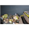 Image 1 : LOT DE 13+ BTES D'ATTCHES POUR CONDUITS ASST