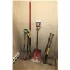 Image 1 : LOT DE 7 PELLES ET PIOCHES ASST
