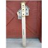 Image 1 : 8 Place Wooden Birdhouse