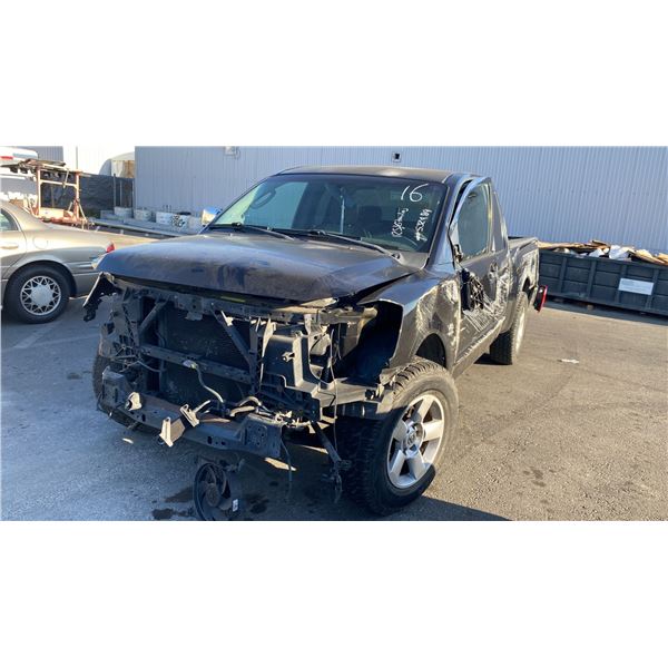 2004 Nissan Titan XE