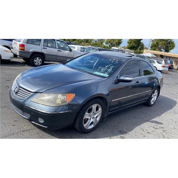 2005 Acura RL SH-AWD