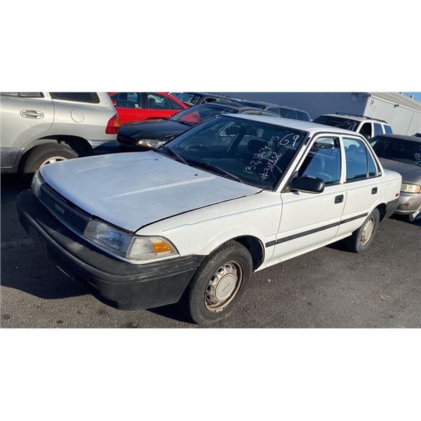 1990 Toyota Corolla Deluxe