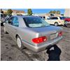 Image 3 : 1995 Nissan Maxima GXE
