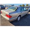 Image 4 : 1995 Nissan Maxima GXE