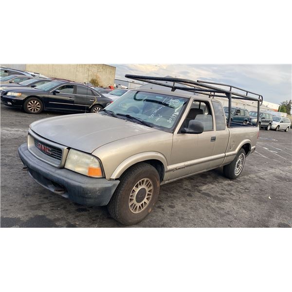 1998 GMC Sonoma SLS Sport