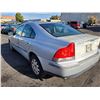 Image 4 : 2001 Volvo S60 2.4