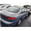 Image 4 : 1999 Ford Escort LX