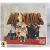 Image 1 : PRO SET DINOSAURS FACTORY SEALED CASE