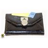 Image 1 : MICHAEL KORS MINI BLACK WALLET
