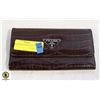 Image 1 : PRADA BURGUNDY WALLET