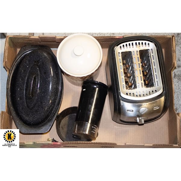 KITCHEN ITEMS: ROASTING DISH, TOASTER, GRINDER &