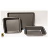 Image 1 : 3 PIECE NEW BETTY CROCKER BAKEWARE