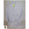Image 1 : UNIVERSAL LAB JACKET UNISEX SIZE MEDIUM NEW WITH