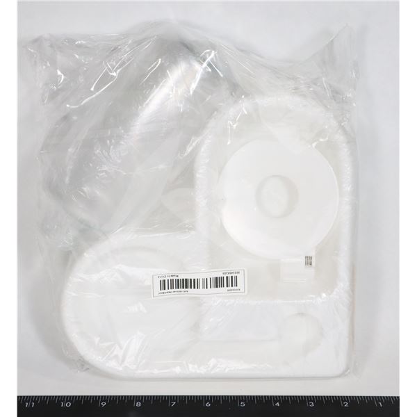 NEW CAT/ KITTEN FOOD AND WATER BOWL